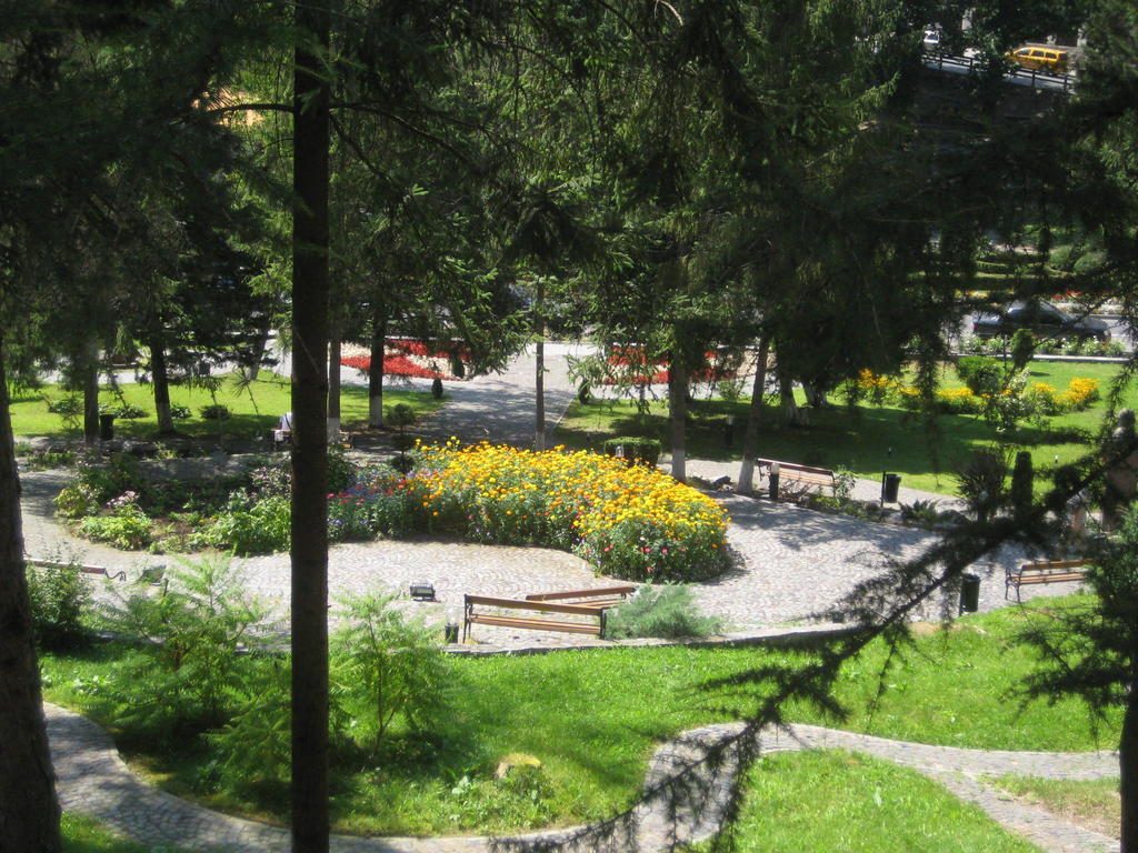 Ensana Sovata Hotel Exterior photo